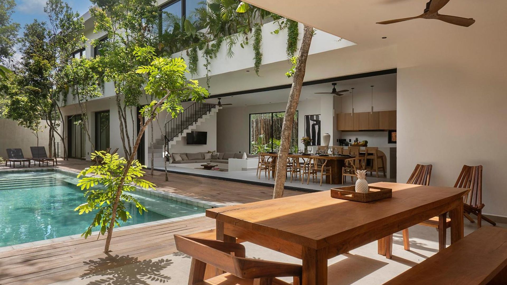 Villa Casa Sabal - Luxury Villa, 5 Suites, Gated Community, Concierge