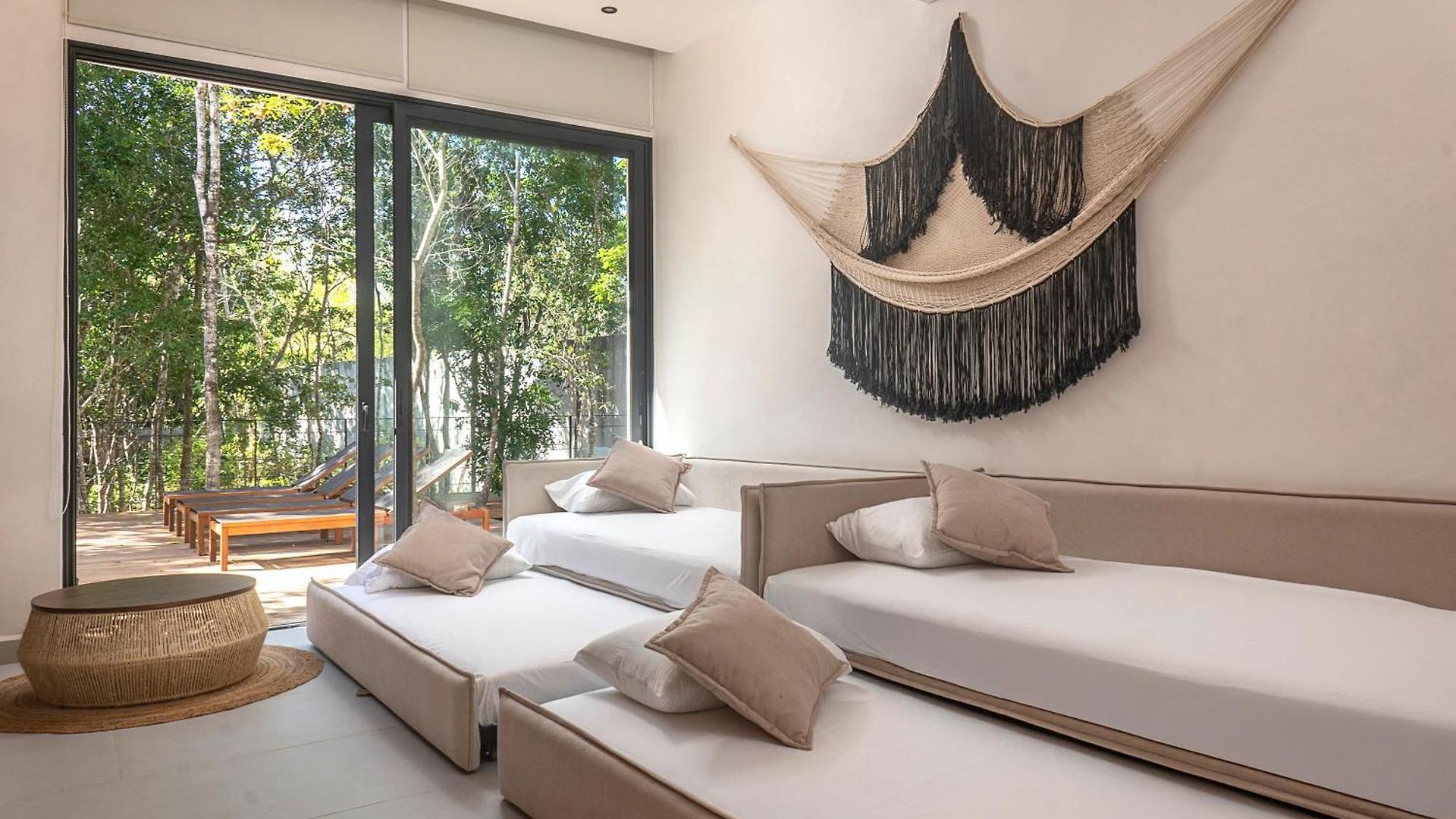 Casa Sabal - Luxury Villa, 5 Suites, Gated Community, Concierge Villa *