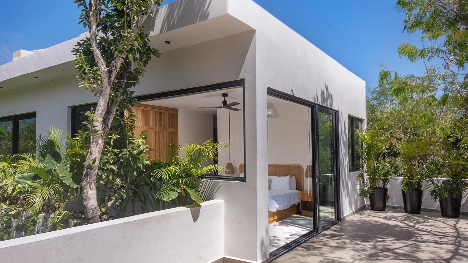 Casa Sabal - Luxury Villa, 5 Suites, Gated Community, Concierge * Tulum