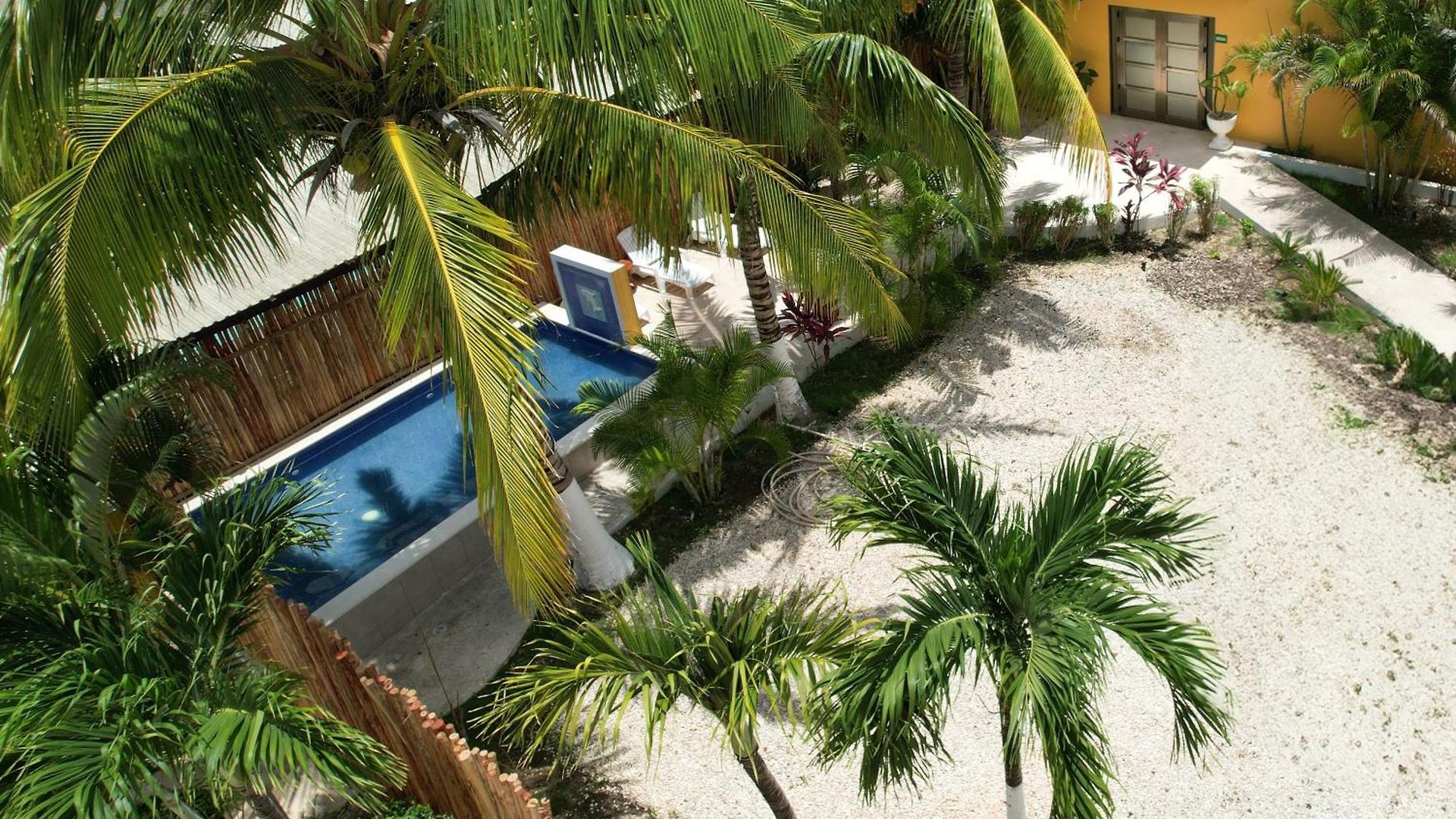 Hacienda La Floresta Cedros