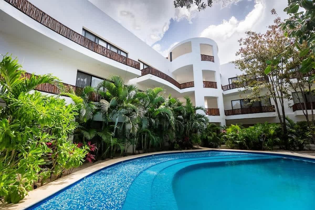 La Veleta - Jungle Gem - Pool View Inn