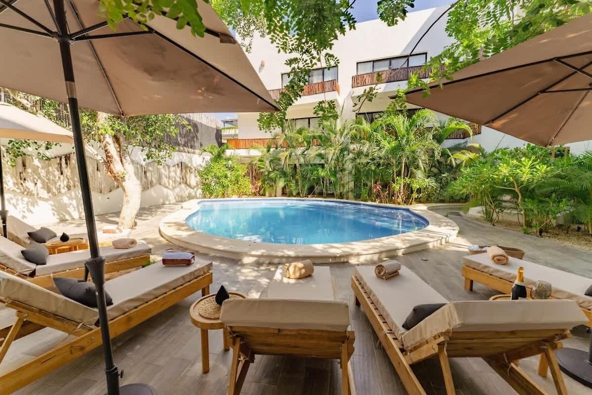 Inn La Veleta - Jungle Gem - Pool View *