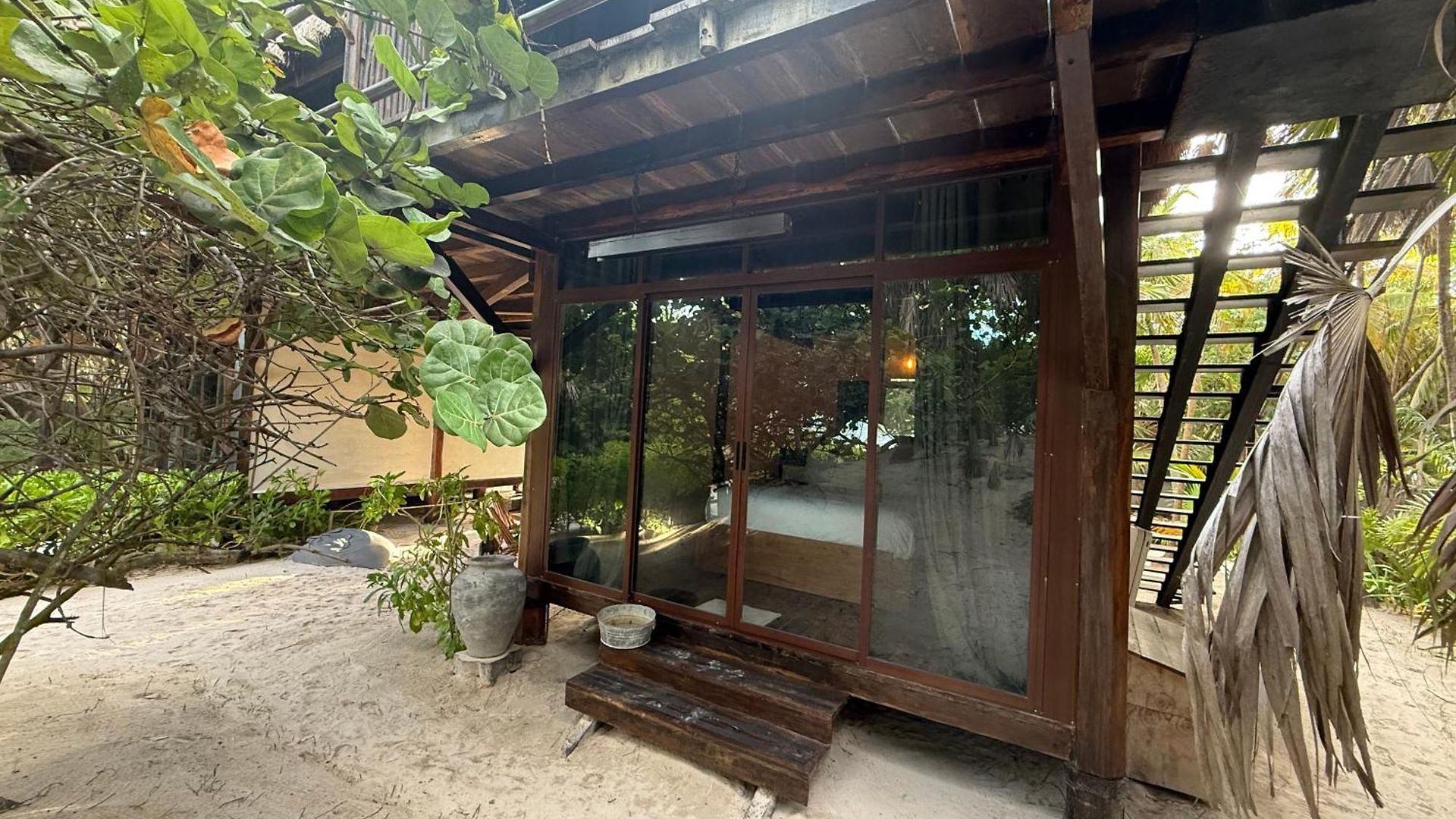 Libelula Beachfront Hotel Tulum