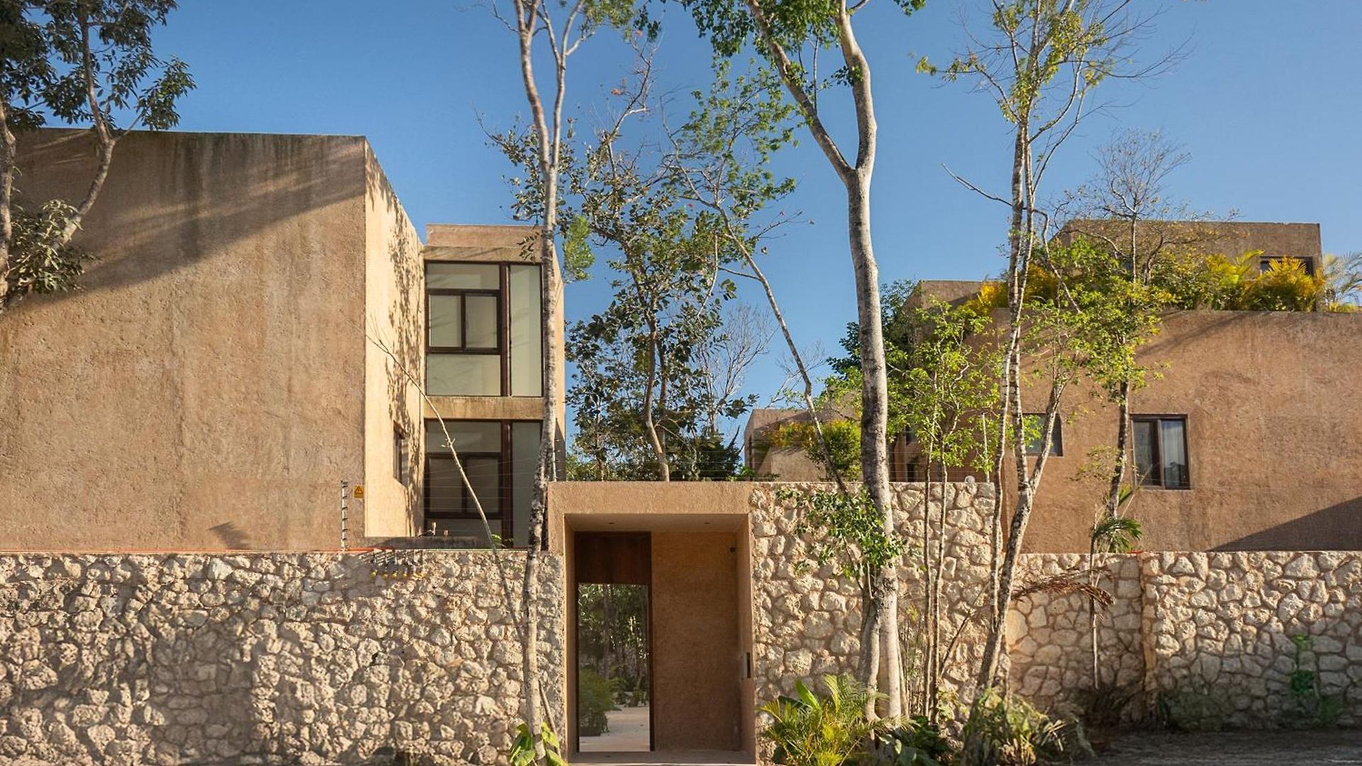 Boho 3br Organic Design Gated & Rooftop