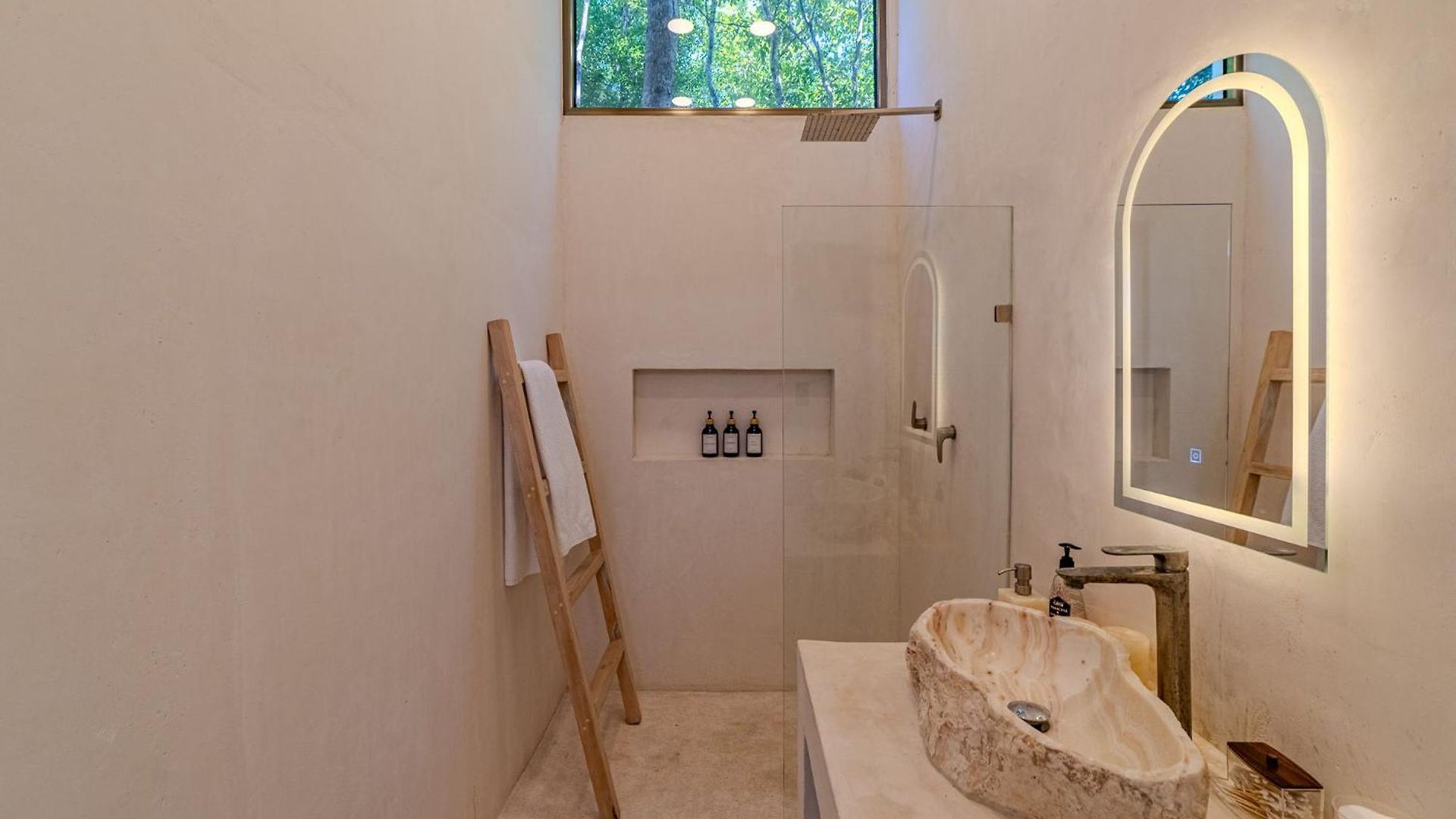 Tulipan Modern 4 Bedroom 4 Bathroom And Private Pool *