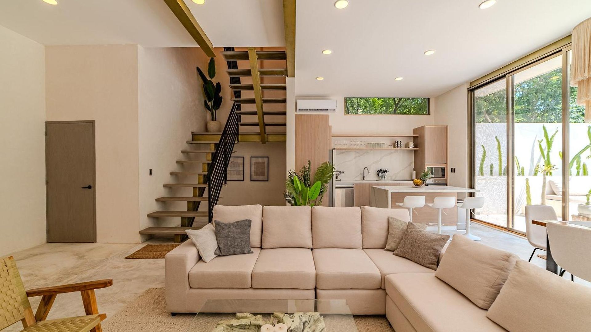 Villa Tulipan Modern 4 Bedroom 4 Bathroom And Private Pool