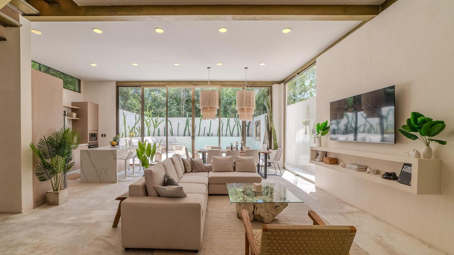 Villa Tulipan Modern 4 Bedroom 4 Bathroom And Private Pool *