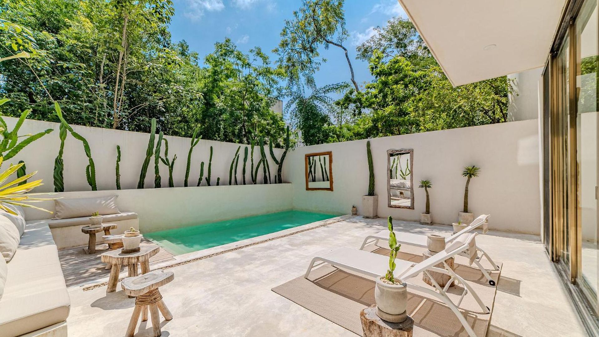 Tulipan Modern 4 Bedroom 4 Bathroom And Private Pool Villa