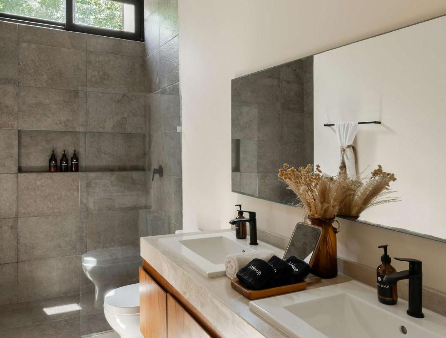 Casa Manati Modern Mansion With Pool Tulum