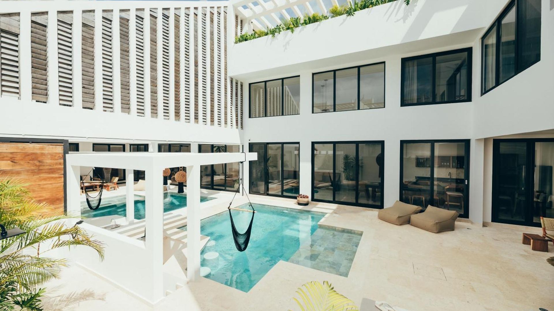 Villa La Coya *