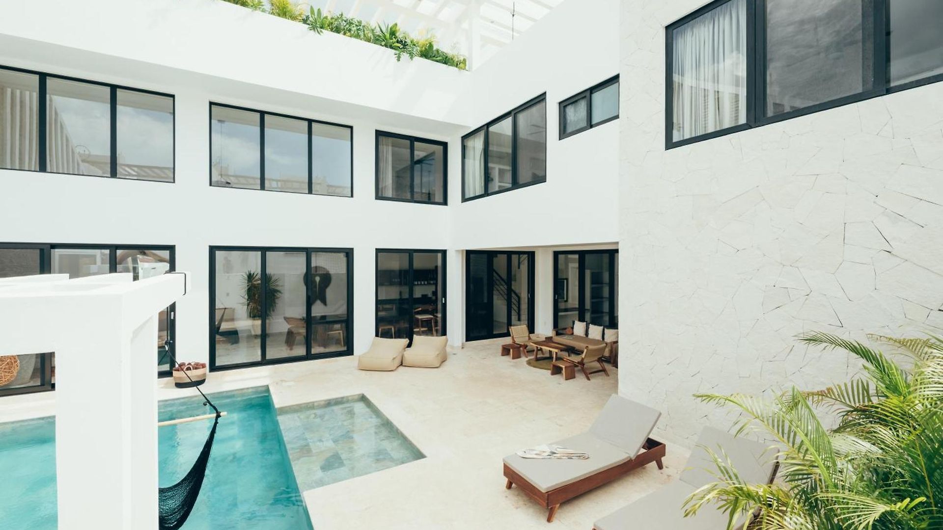 Villa La Coya *