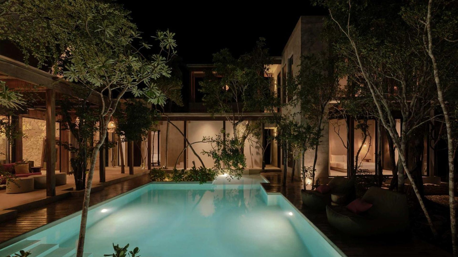 Jungle For 21 - Pool, Yoga & Concierge *