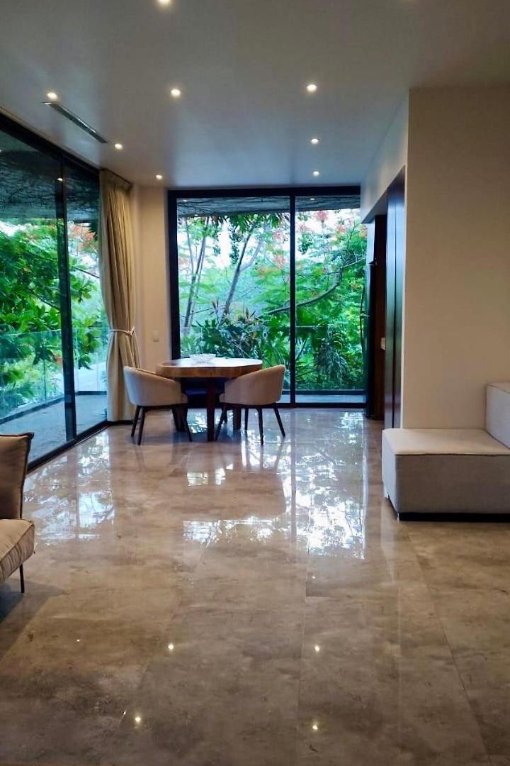 Mistiq Private With Garden *