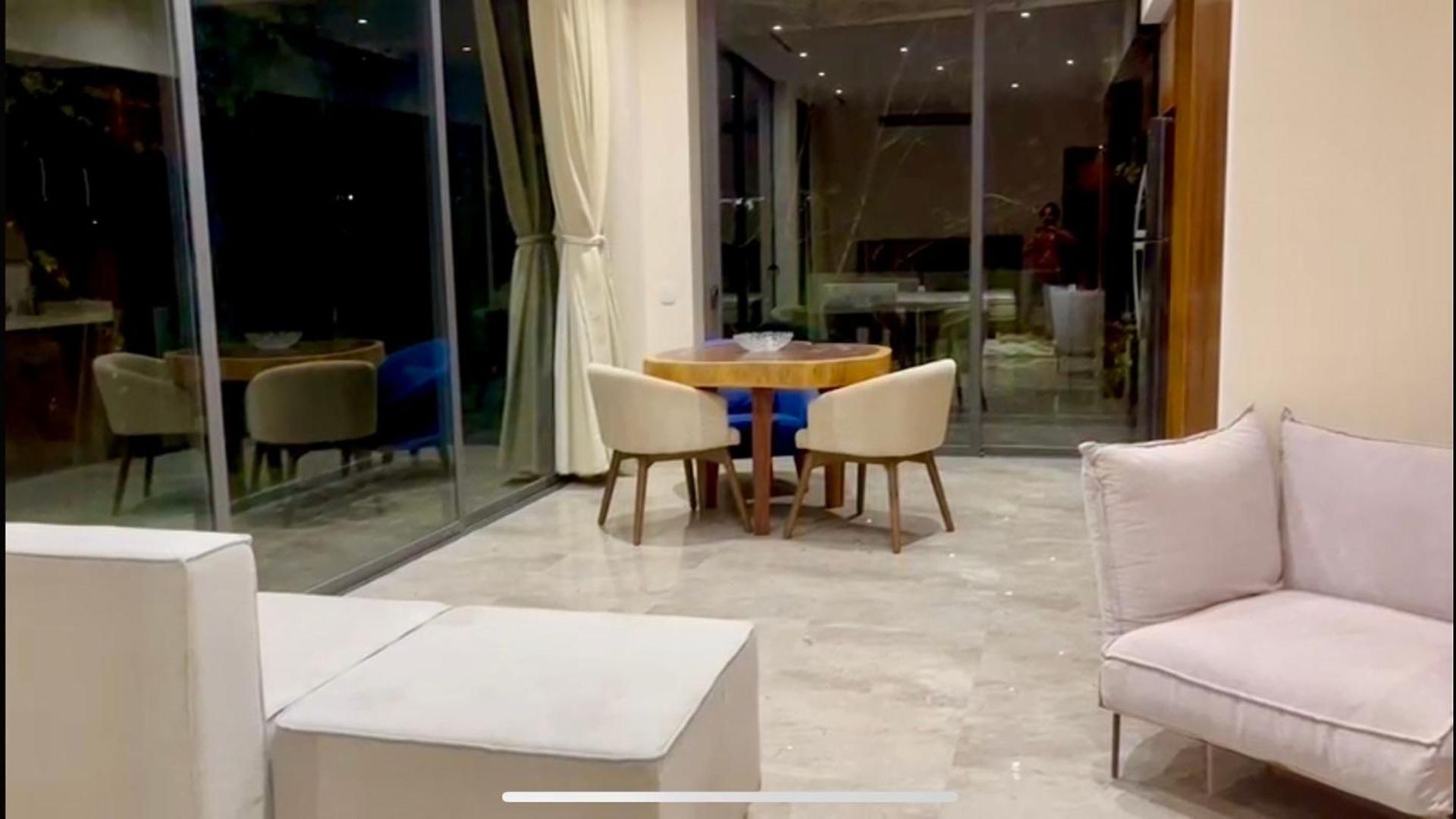 Mistiq Private With Garden *