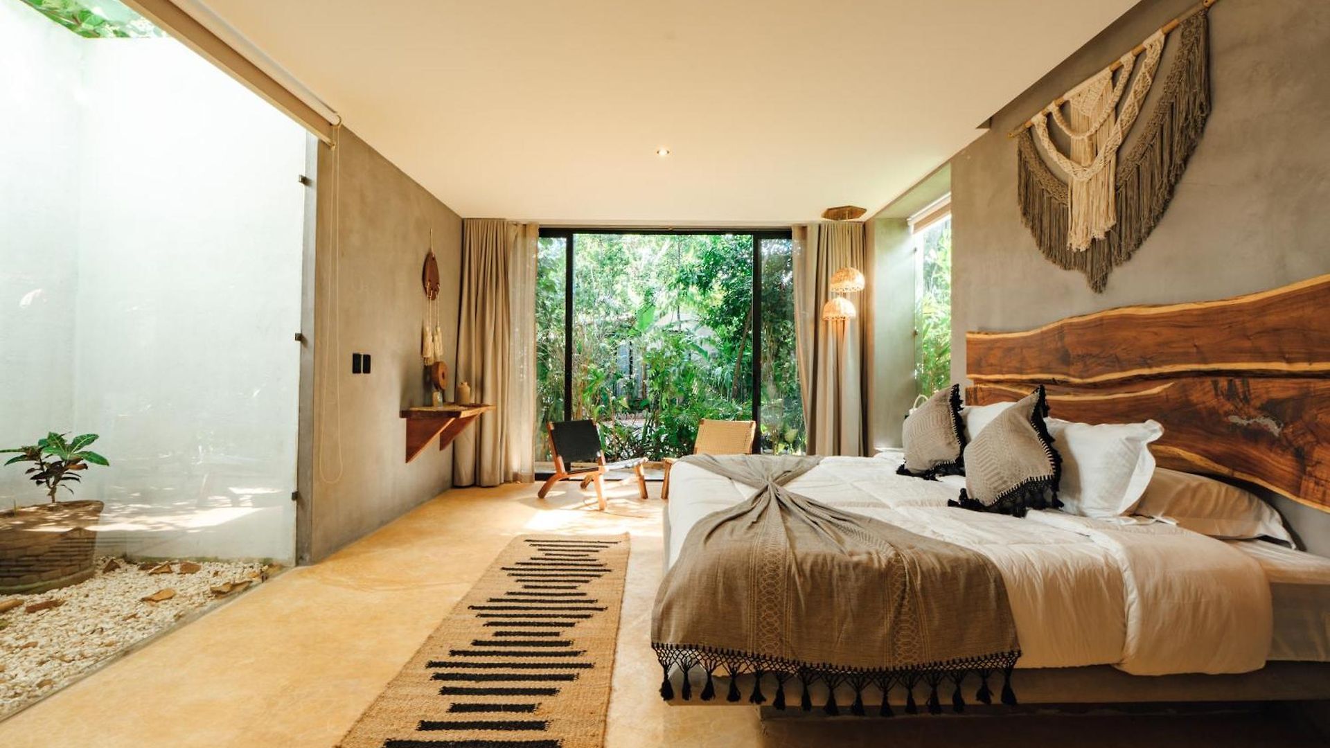 Arka Hotel 5*