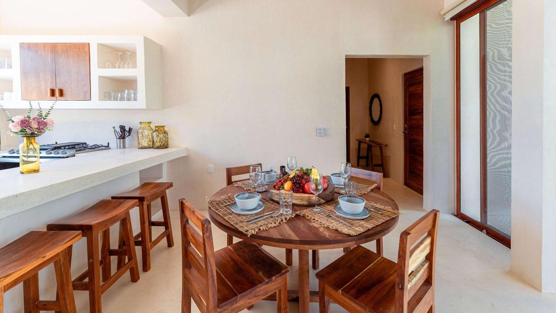 Ahal Luxe 3br Penthouse Haven With Private Rooftop Pool & Plunge Pool Holiday home
