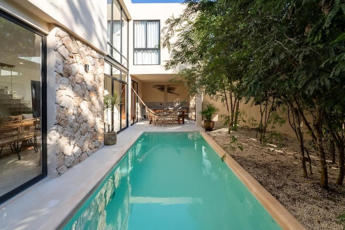 4br Modern Luxury With Private Pool & Concierge Service In