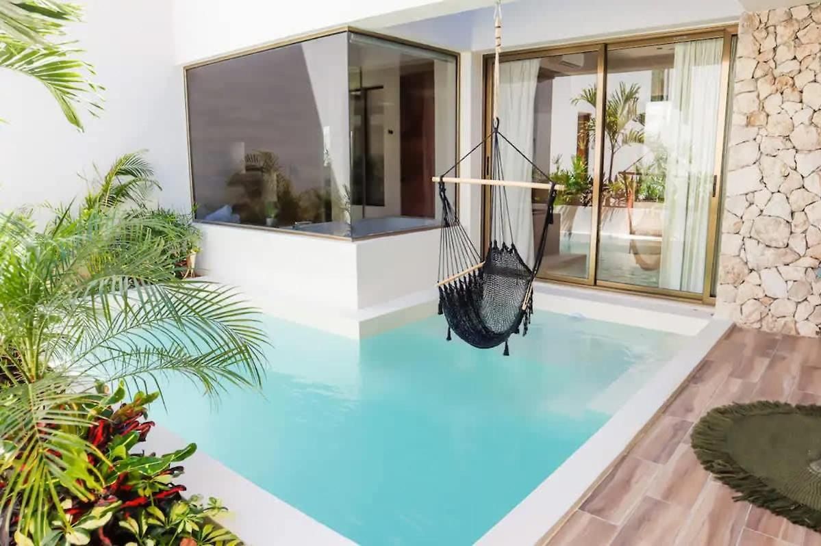 Huge 10br Luxury Complex With Private Pool & Serene Setting *