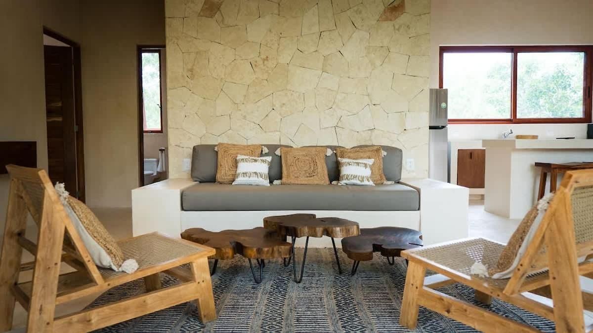 Elegant 3br Penthouse Haven With Private Rooftop Pool & Jungle Views *