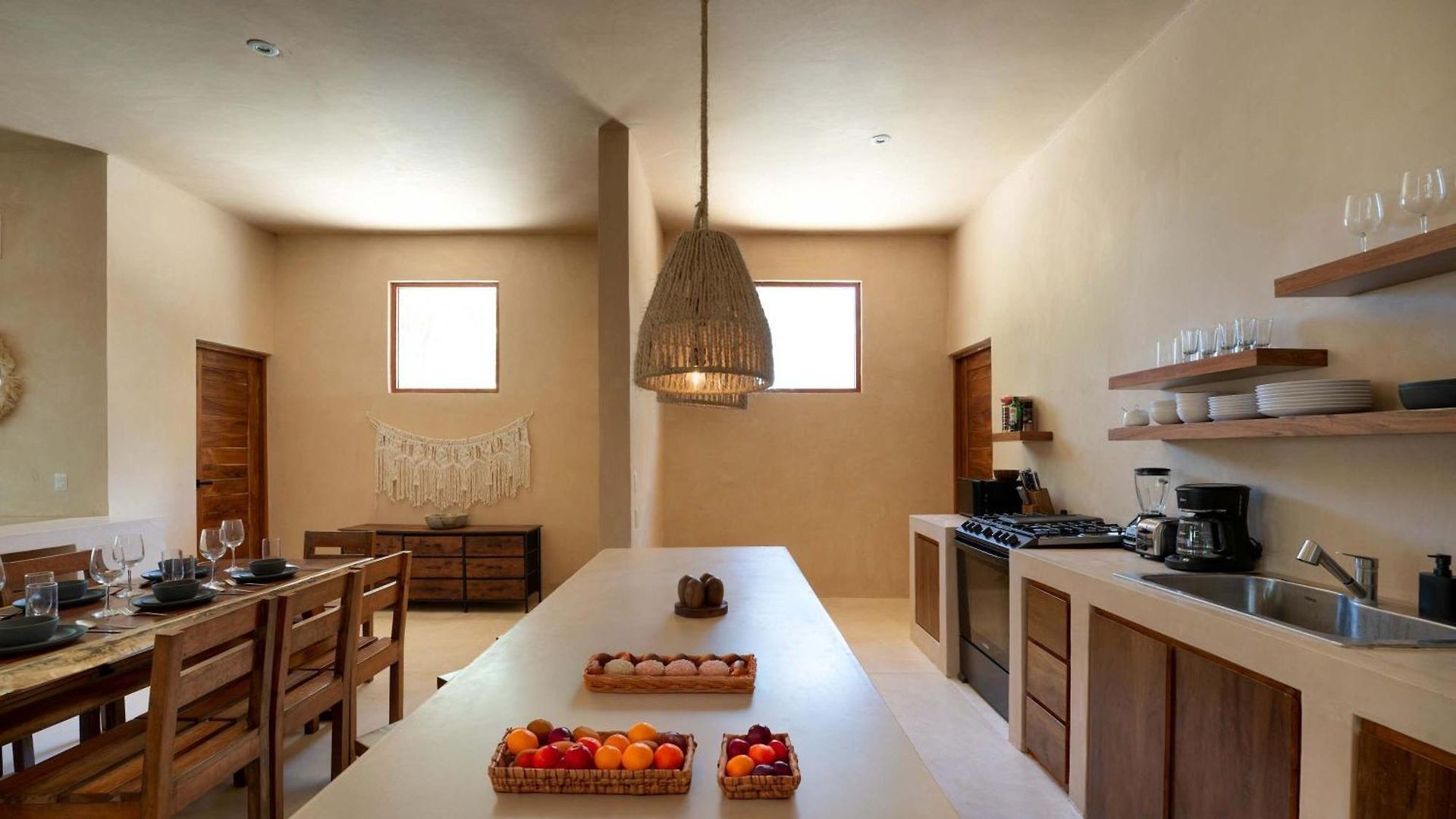 Stylish 3br Ahal With Pool In Holistika *