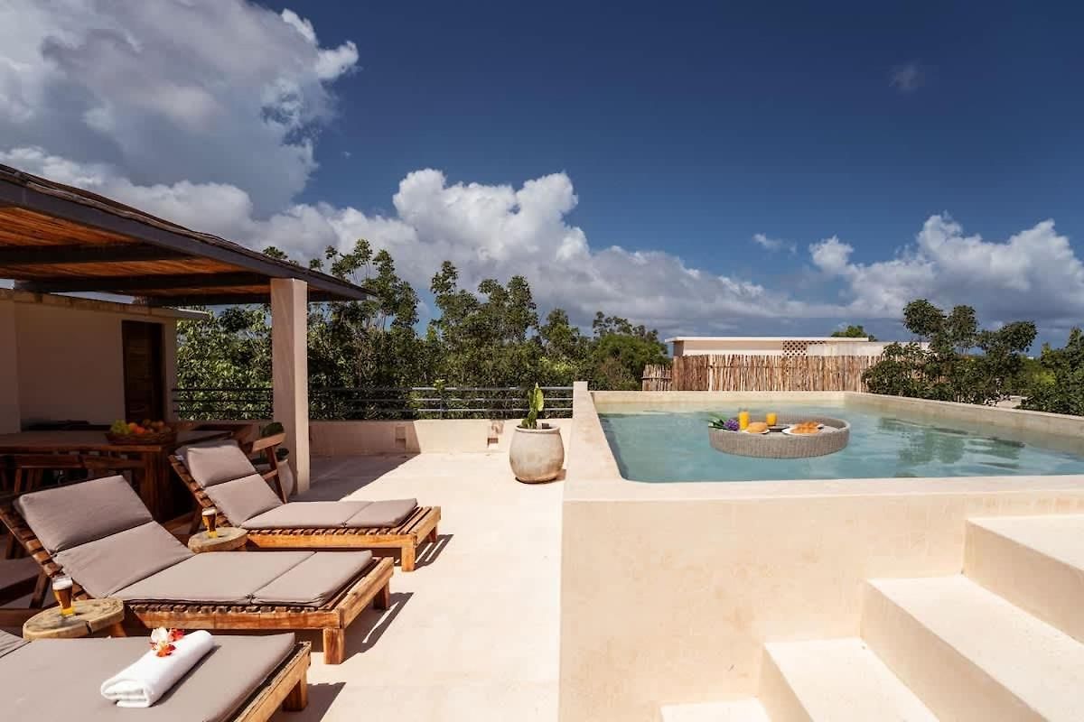 Ahal Holistika 9br Jungle Sanctuary With Private Rooftop & Plunge Pools Holiday home *