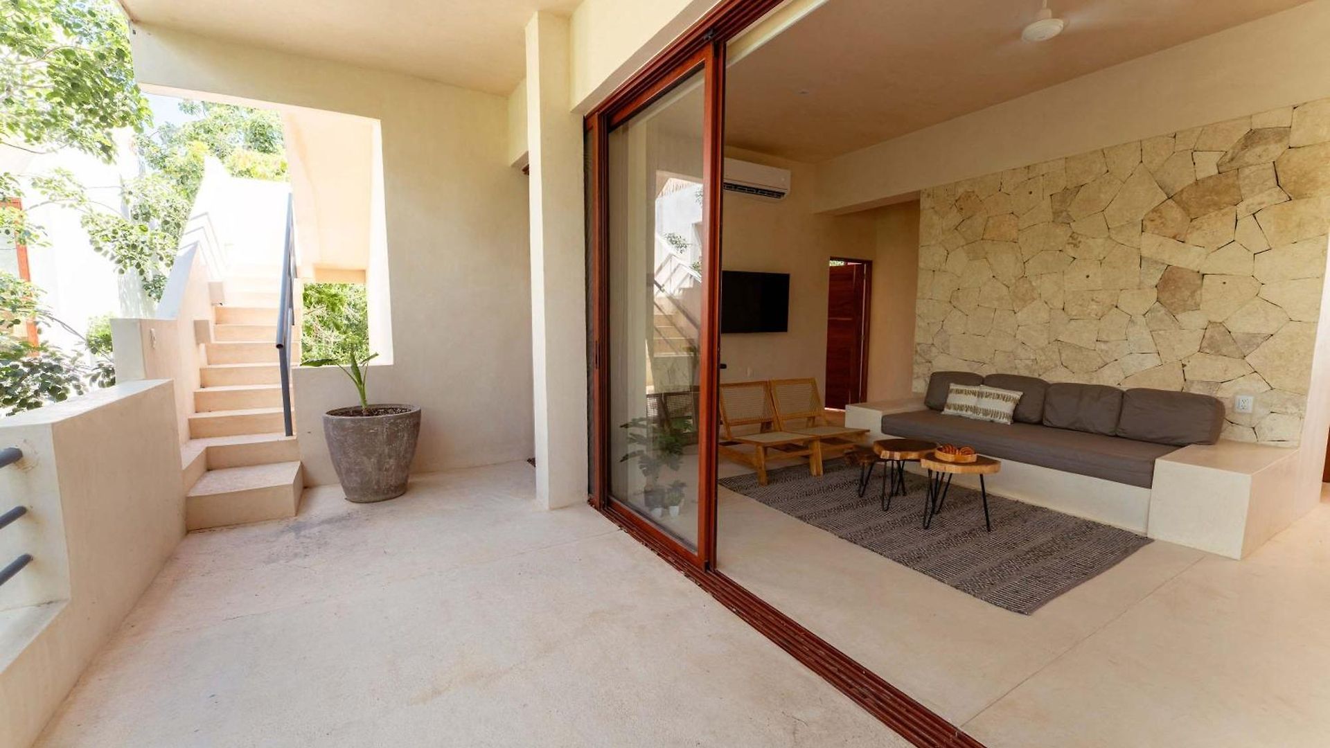 Ahal Luxe 3br Penthouse Haven With Private Rooftop Pool & Plunge Pool Holiday home *