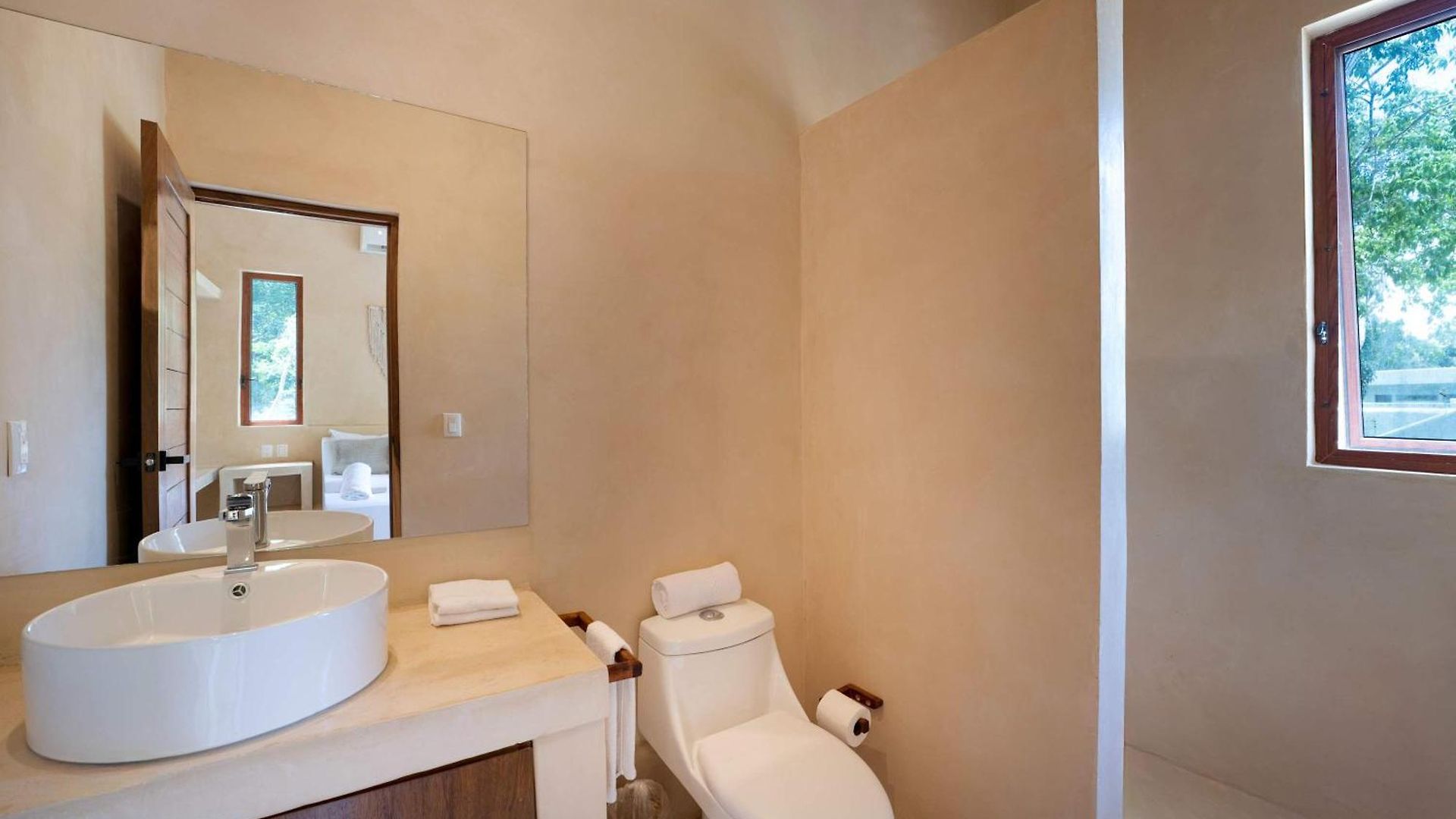 Stylish 3br Ahal With Pool In Holistika Holiday home