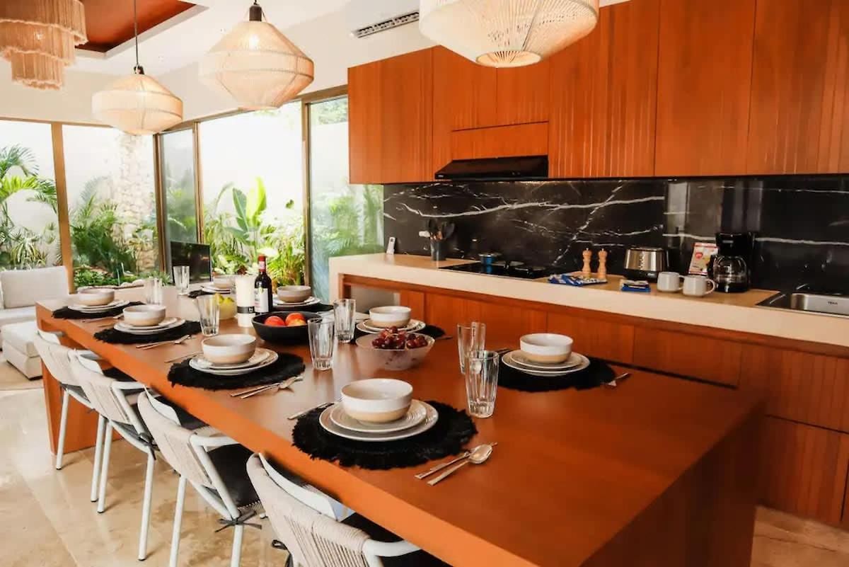 Huge 10br Luxury Complex With Private Pool & Serene Setting Villa Tulum