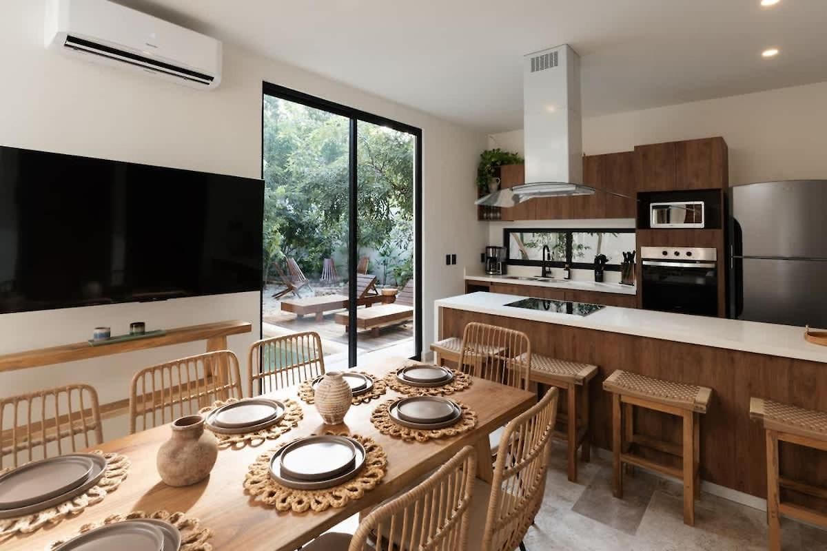 4br Modern Luxury With Private Pool & Concierge Service In *