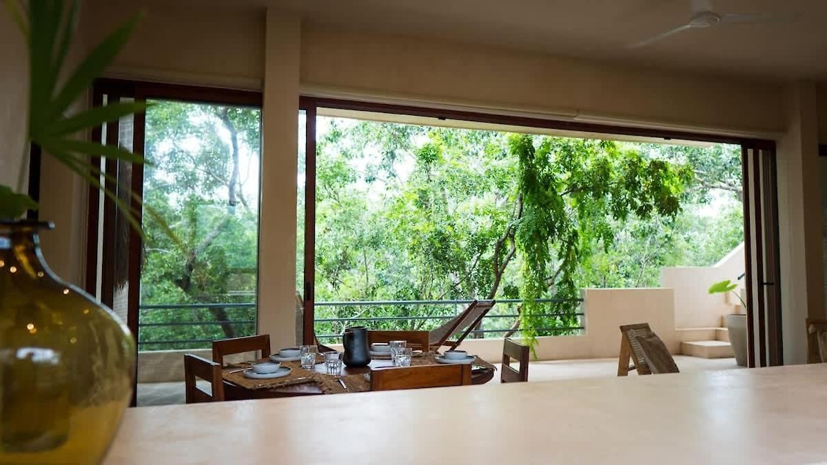 Elegant 3br Penthouse Haven With Private Rooftop Pool & Jungle Views Holiday home