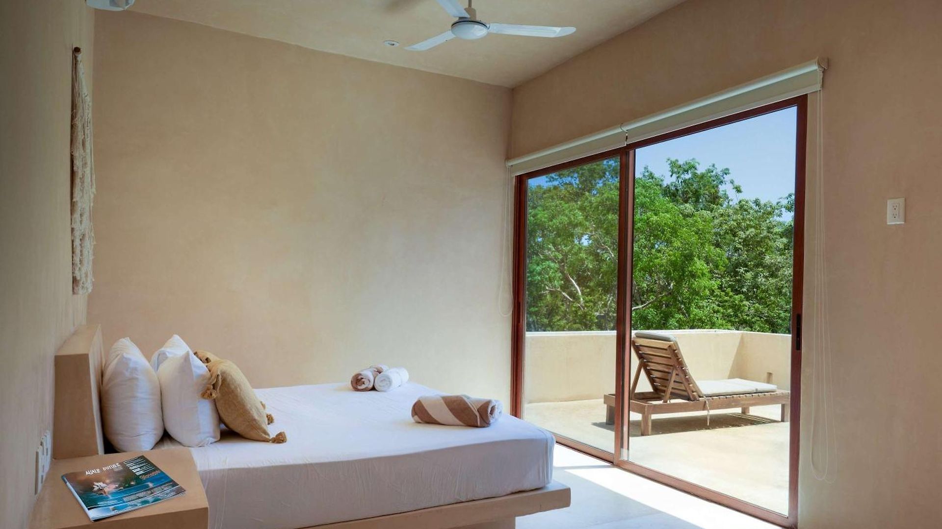 Stylish 3br Ahal With Pool In Holistika Tulum