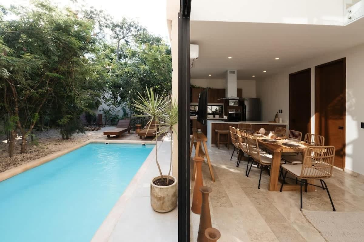 4br Modern Luxury With Private Pool & Concierge Service In Villa *