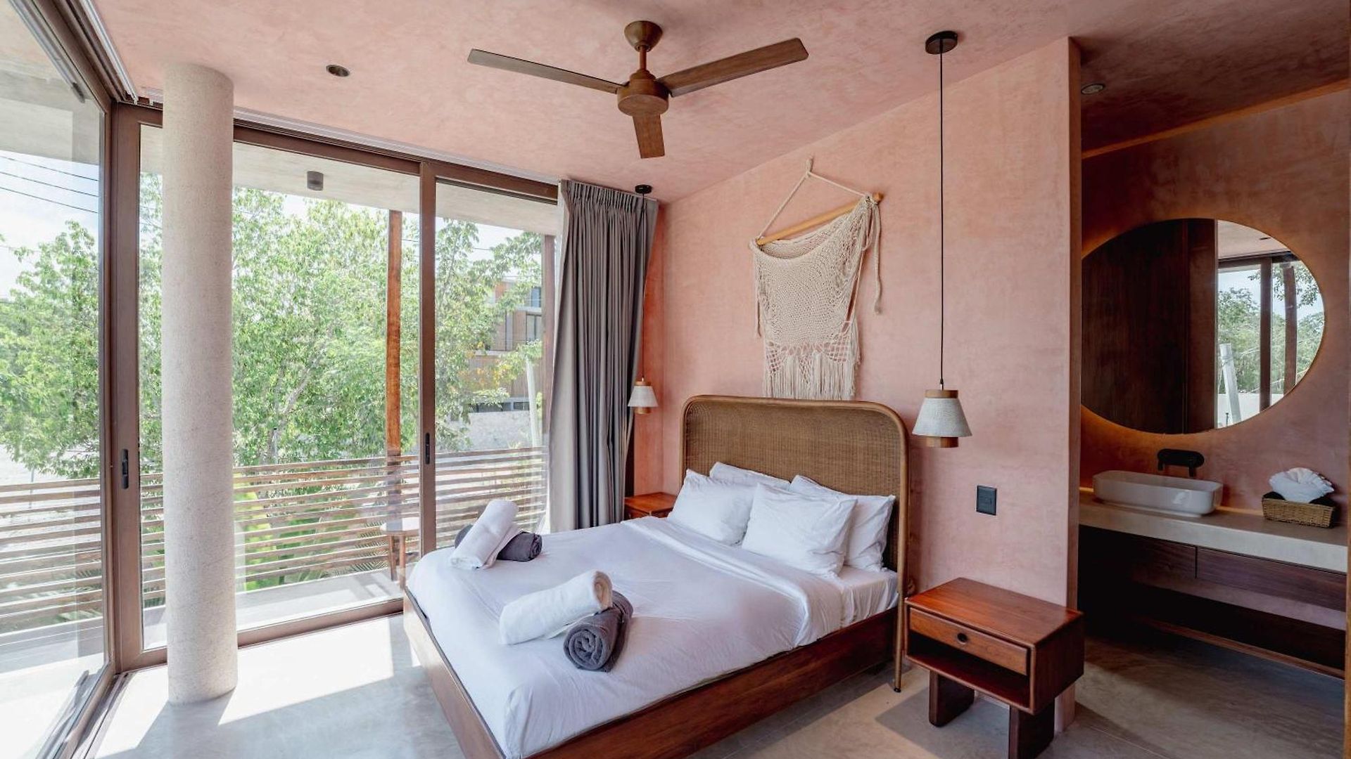 Modern 3br With 2 Pools & Rooftop Lounge Villa *