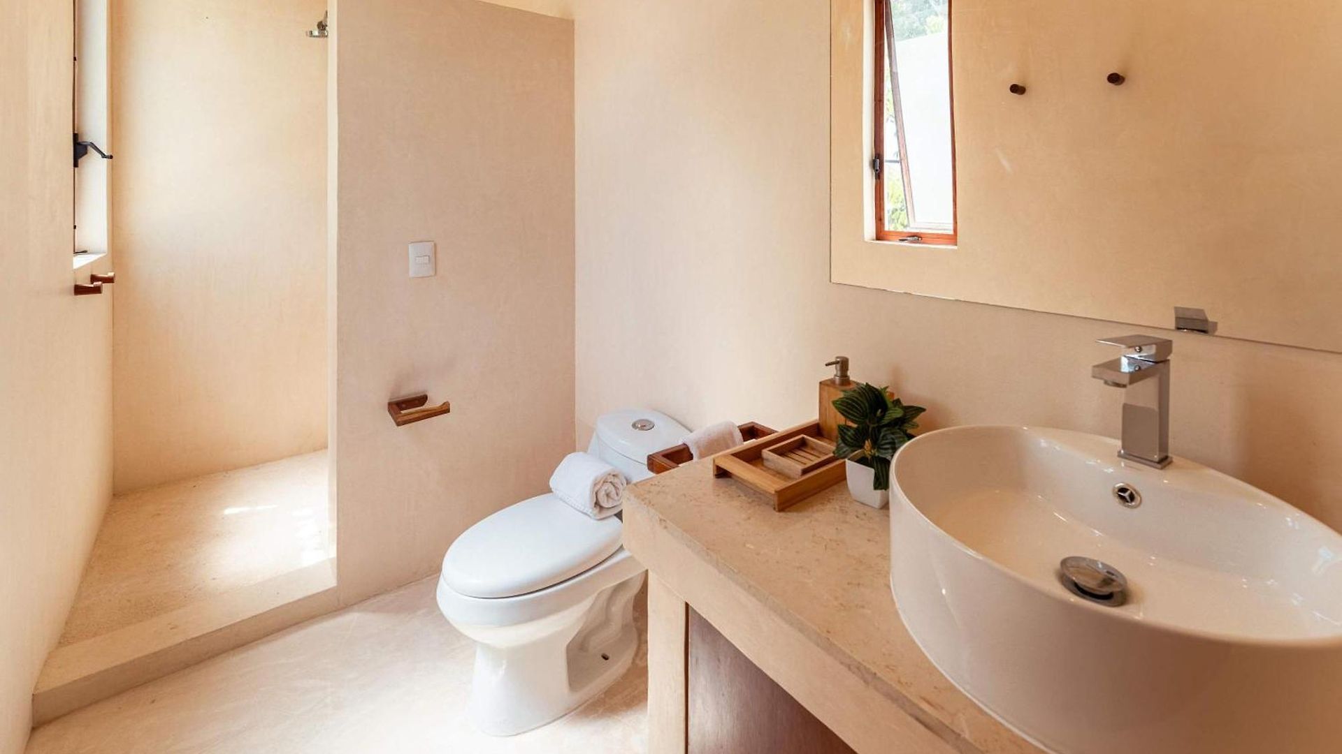 Ahal Luxe 3br Penthouse Haven With Private Rooftop Pool & Plunge Pool Holiday home *