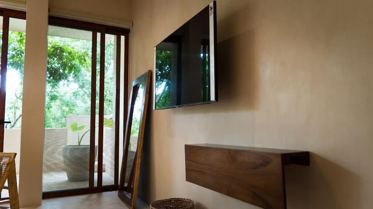 Holiday home Elegant 3br Penthouse Haven With Private Rooftop Pool & Jungle Views *