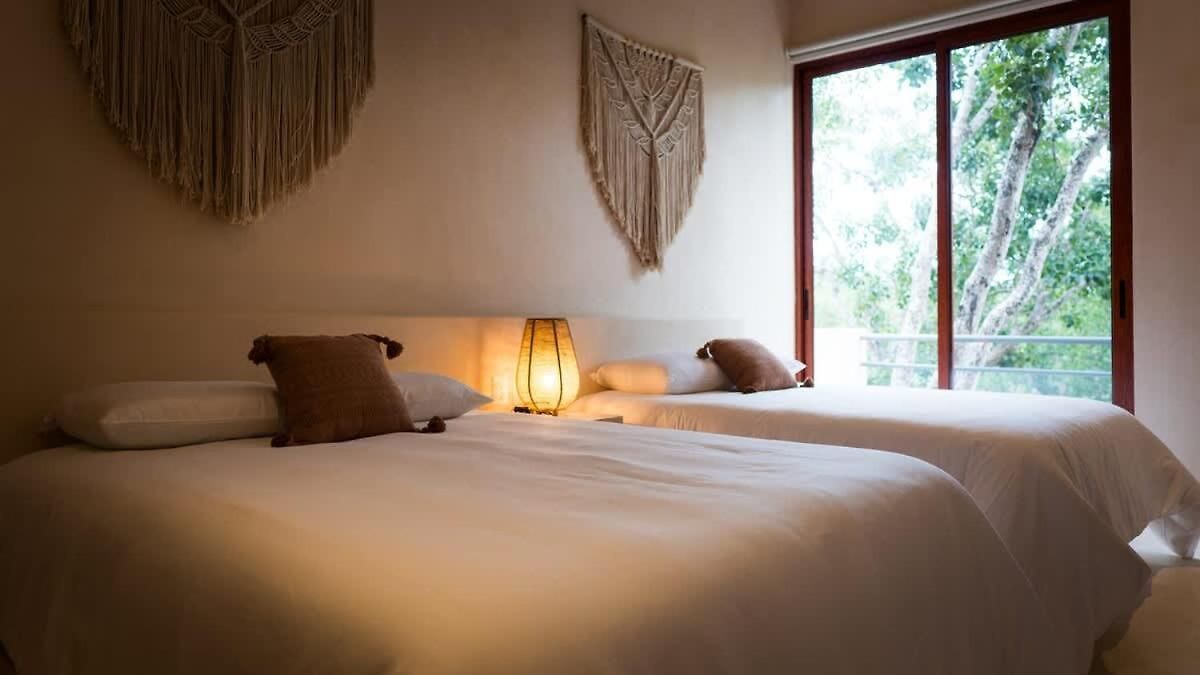 Elegant 3br Penthouse Haven With Private Rooftop Pool & Jungle Views Holiday home *