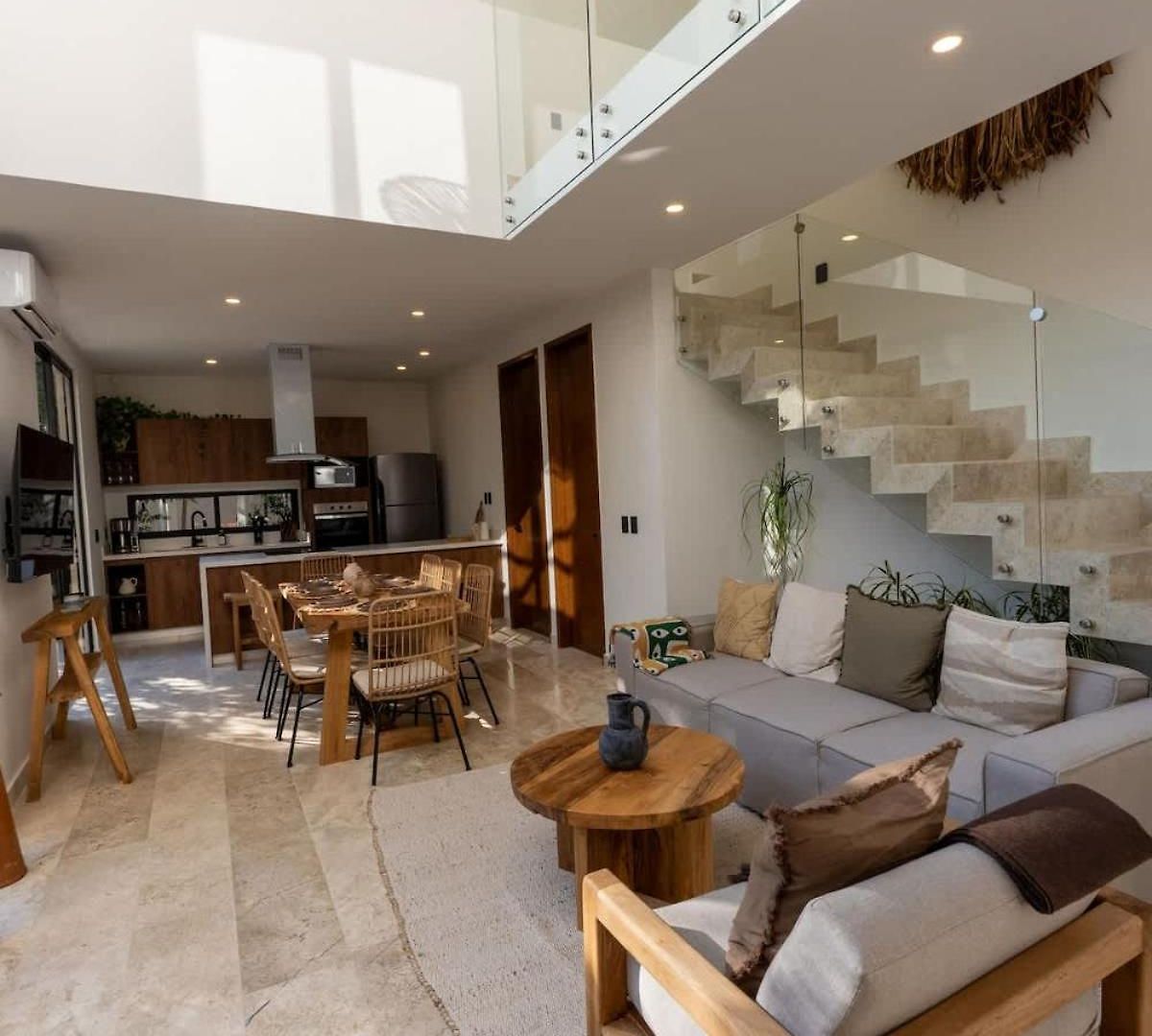 Villa 4br Modern Luxury With Private Pool & Concierge Service In
