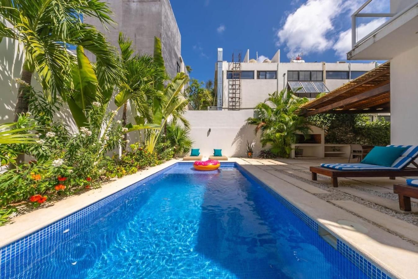 Villa Casa Kinam Chic 4br W Pool In La Veleta