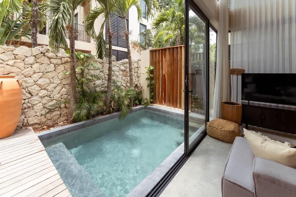 Holiday home Spacious 6br Luxe With 4 Private Pools And Yoga Space Rooftop & Concierge *