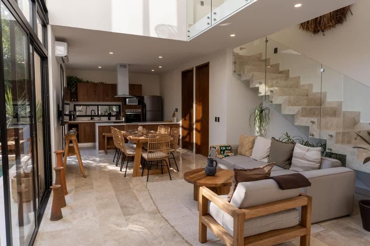 Villa 4br Modern Luxury With Private Pool & Concierge Service In