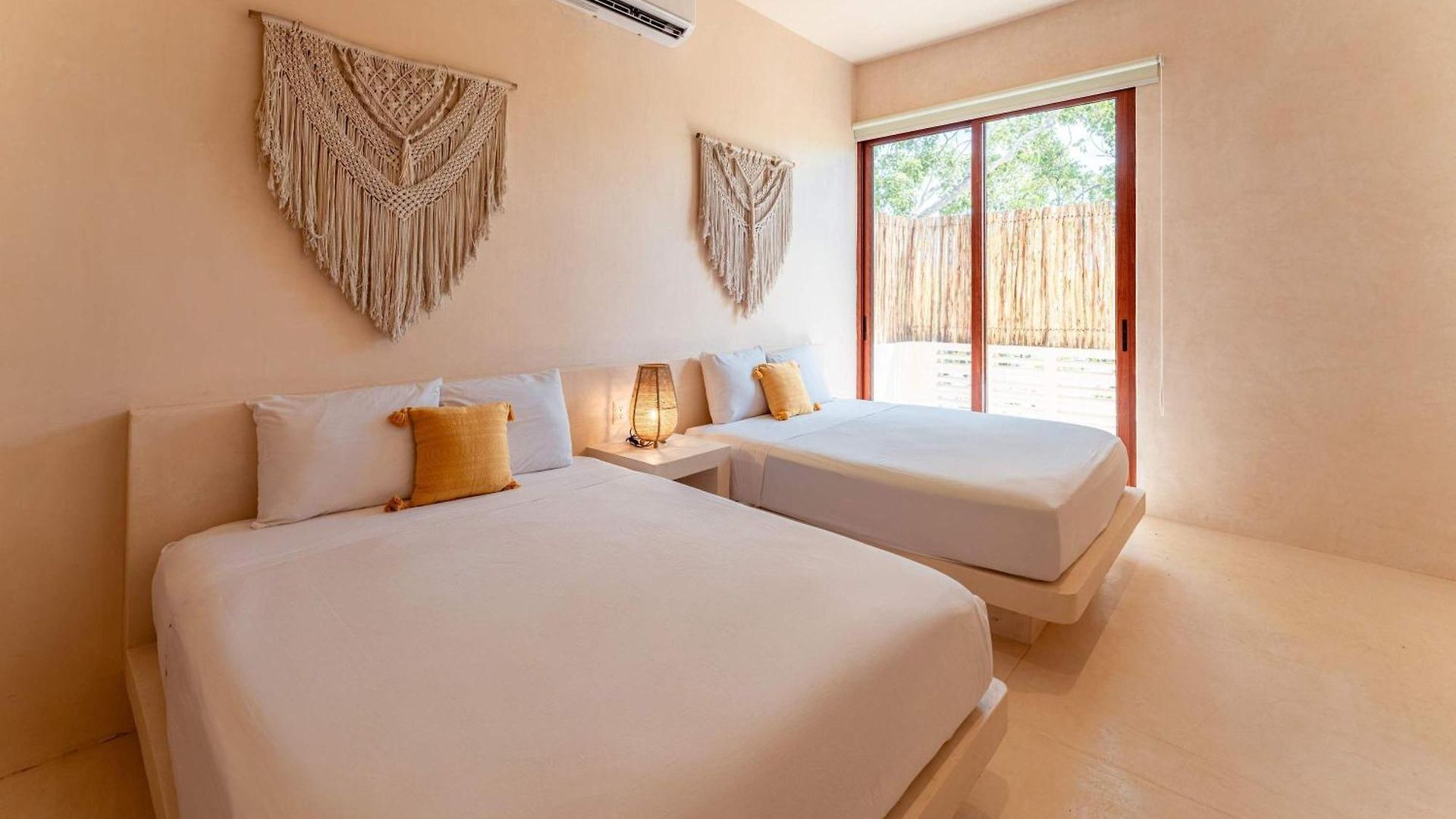 Ahal Luxe 3br Penthouse Haven With Private Rooftop Pool & Plunge Pool *