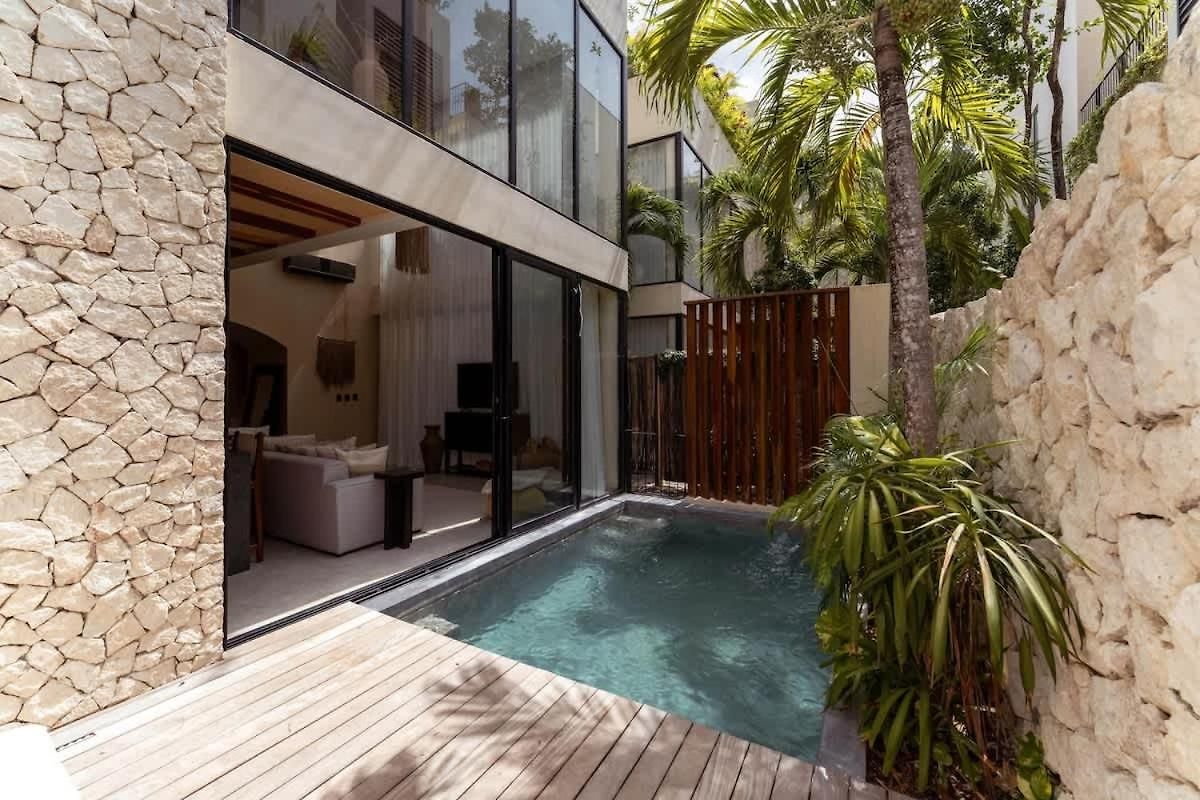 Spacious 6br Luxe With 4 Private Pools And Yoga Space Rooftop & Concierge Tulum