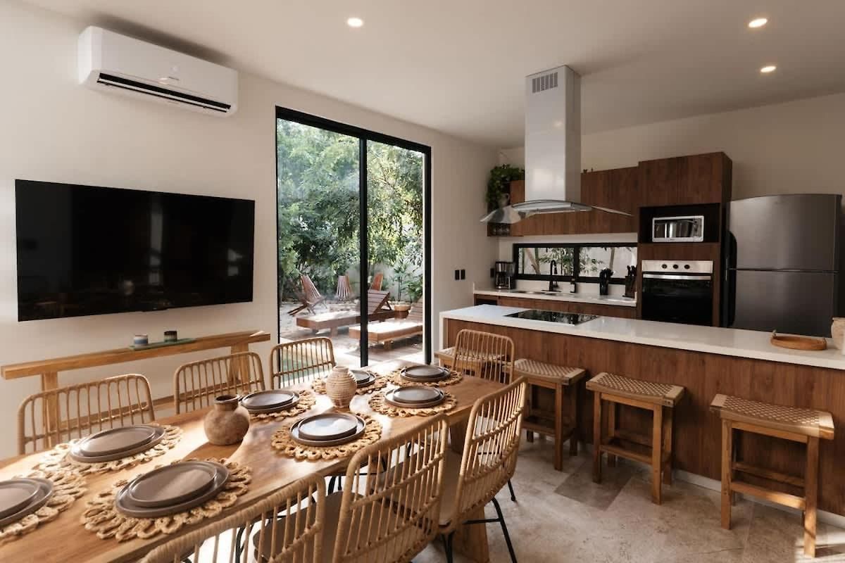 Villa 4br Modern Luxury With Private Pool & Concierge Service In