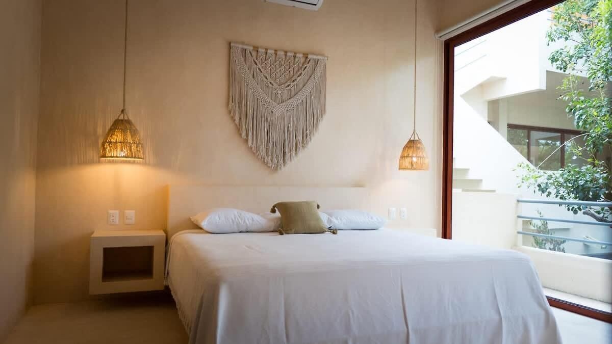 Elegant 3br Penthouse Haven With Private Rooftop Pool & Jungle Views Holiday home