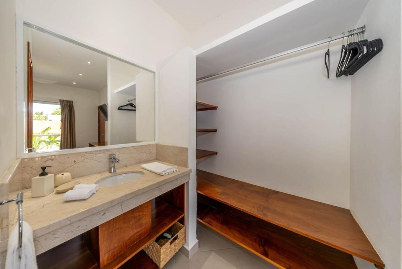 Villa Casa Kinam Chic 4br W Pool In La Veleta Tulum