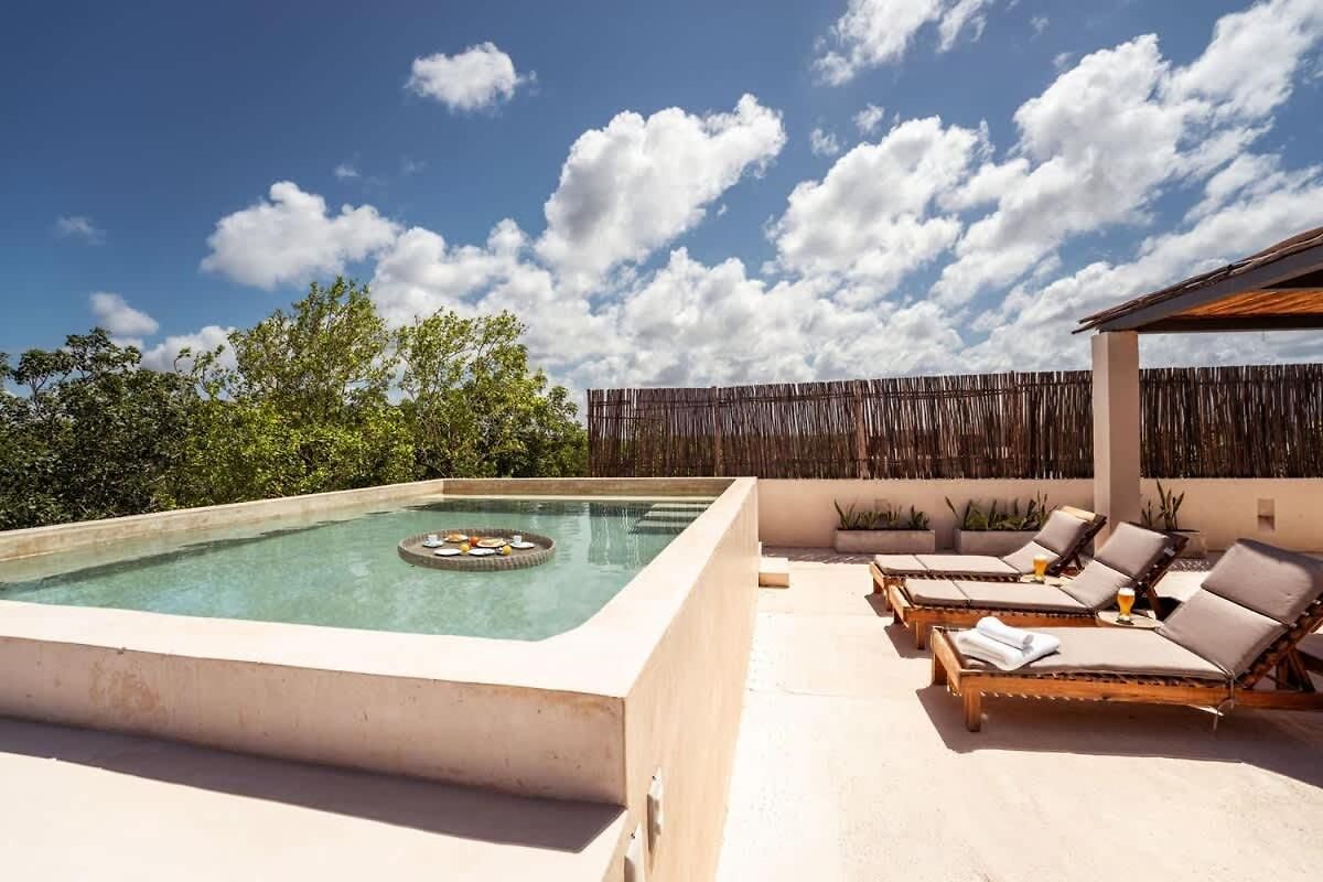 Ahal Holistika 9br Jungle Sanctuary With Private Rooftop & Plunge Pools *