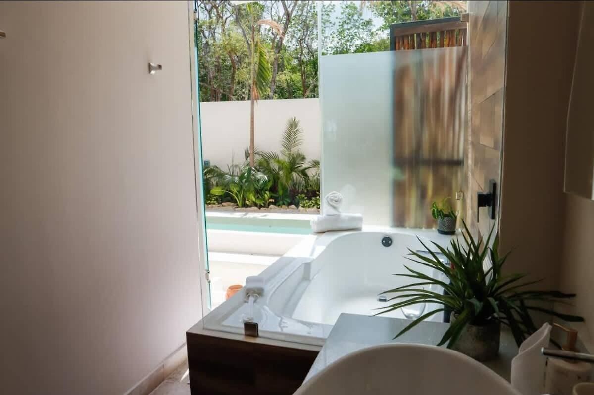 Villa Stunning 4br Tropical Chic With Private Pool Garden & Modern Comforts Tulum
