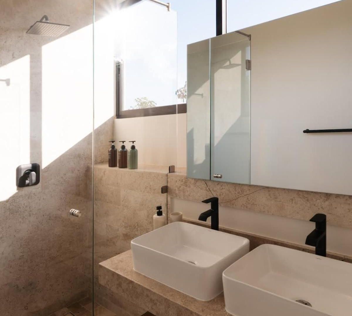 4br Modern Luxury With Private Pool & Concierge Service In *