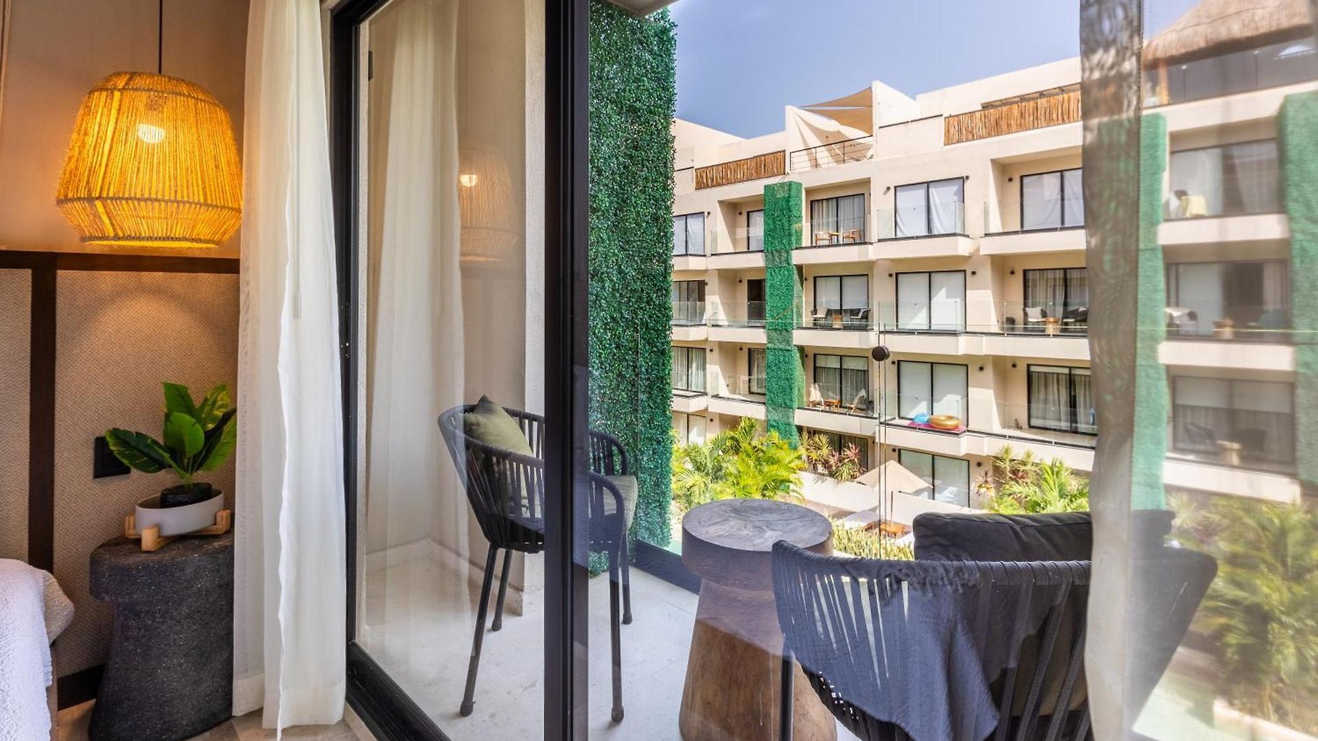 Bakal Aparthotel Tulum