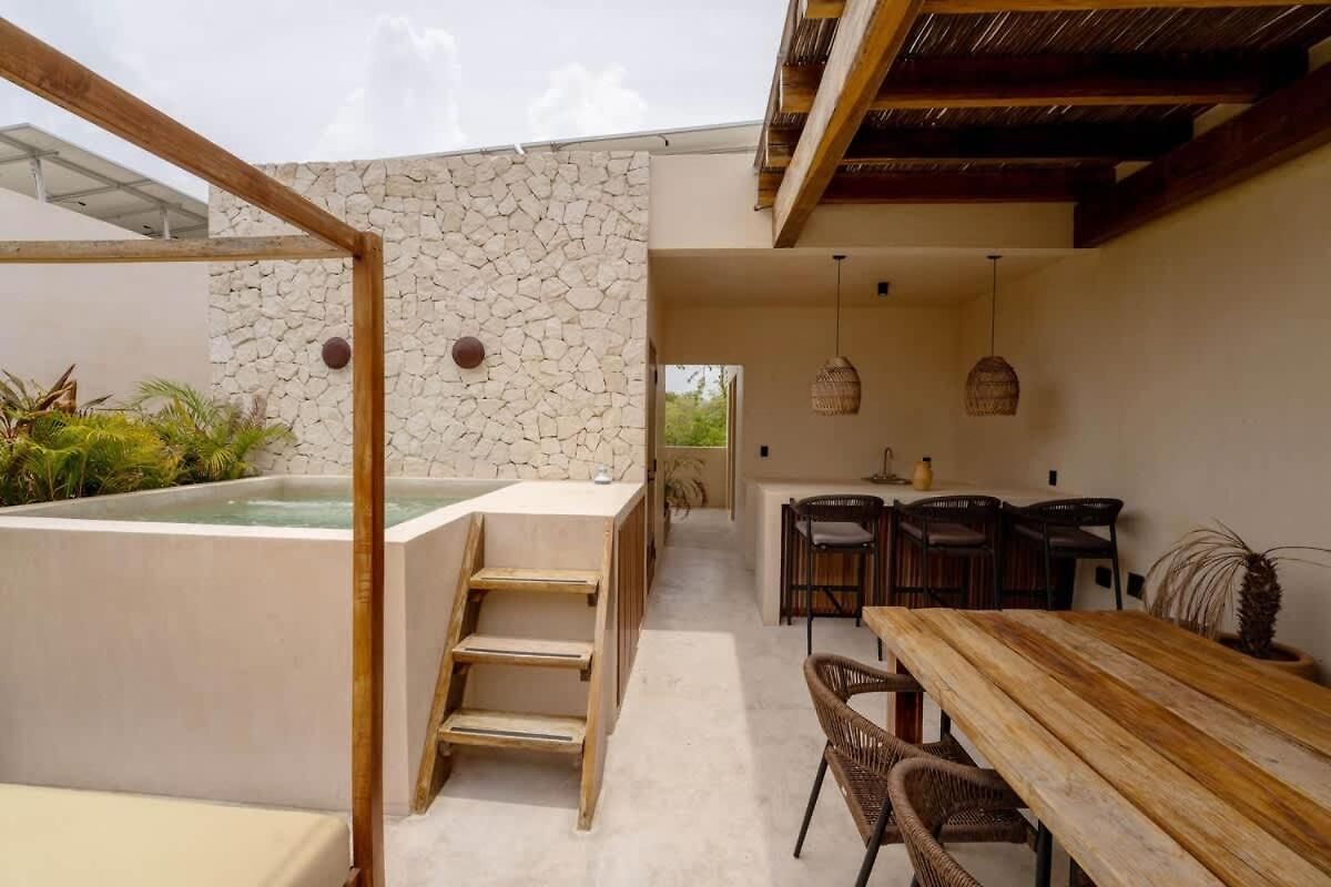 Holiday home Spacious 6br Luxe With 4 Private Pools And Yoga Space Rooftop & Concierge *